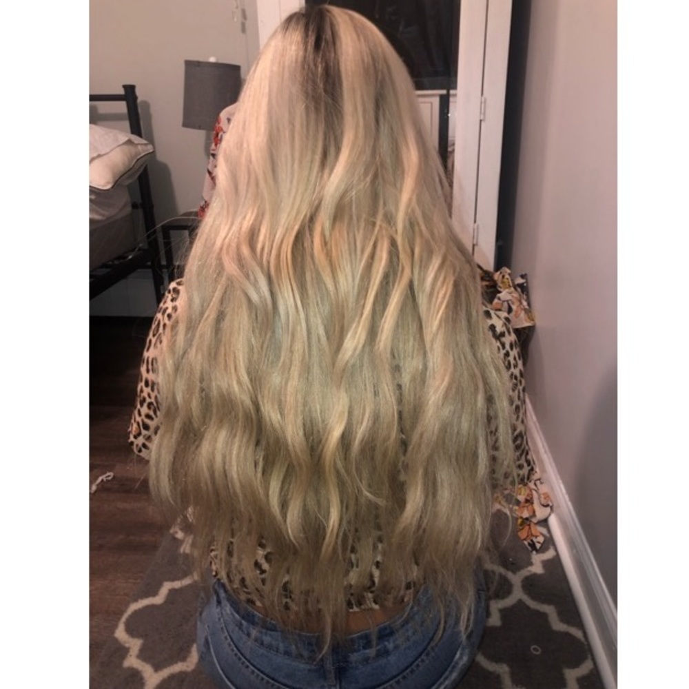 Halo couture extensions color 116 blonde